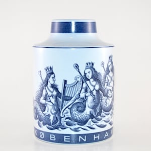 Royal Copenhagen  - VERY RARE - Lovely ceramic vase - Aluminia - Copenhagen  - Made in Denmark 1967.