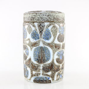 Royal Copenhagen  - Lovely stoneware box with lid  - Made by Nils Thorsson  - From the BACA line - Made in Denmark 1960.
