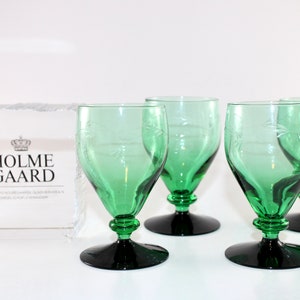 Holmegaard - RANKE  - 4 very lovely antique glasses - Made in green glass - Made in Denmark 1940.