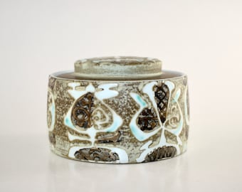 Royal Copenhagen  - Lovely stoneware box with lid  - Made by Nils Thorsson  - From the BACA line - Made in Denmark 1960.