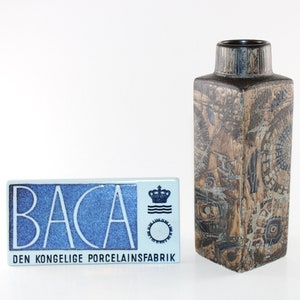 Royal Copenhagen  - Lovely ceramic vase -  BACA - Designed by Nils Thorsson - Made in Denmark 1960.