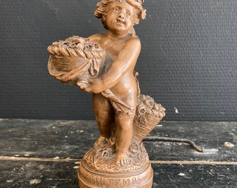 Ancienne statuette en terre-cuite terracotta avec patine d’origine putti ou chérubin « le Printemps » signé David sculpteur français