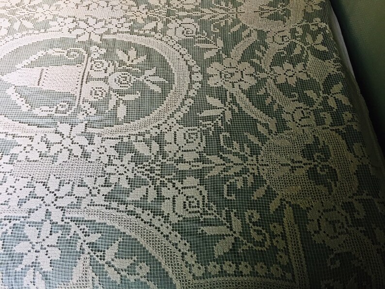 Antique bedspread handmade filet lace precious bourgeoise home linen Paris romantic boudoir bohemian shabby chic style