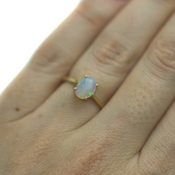 Vintage Opal Gold Ring - 1970s Translucent Opal 0… - image 9