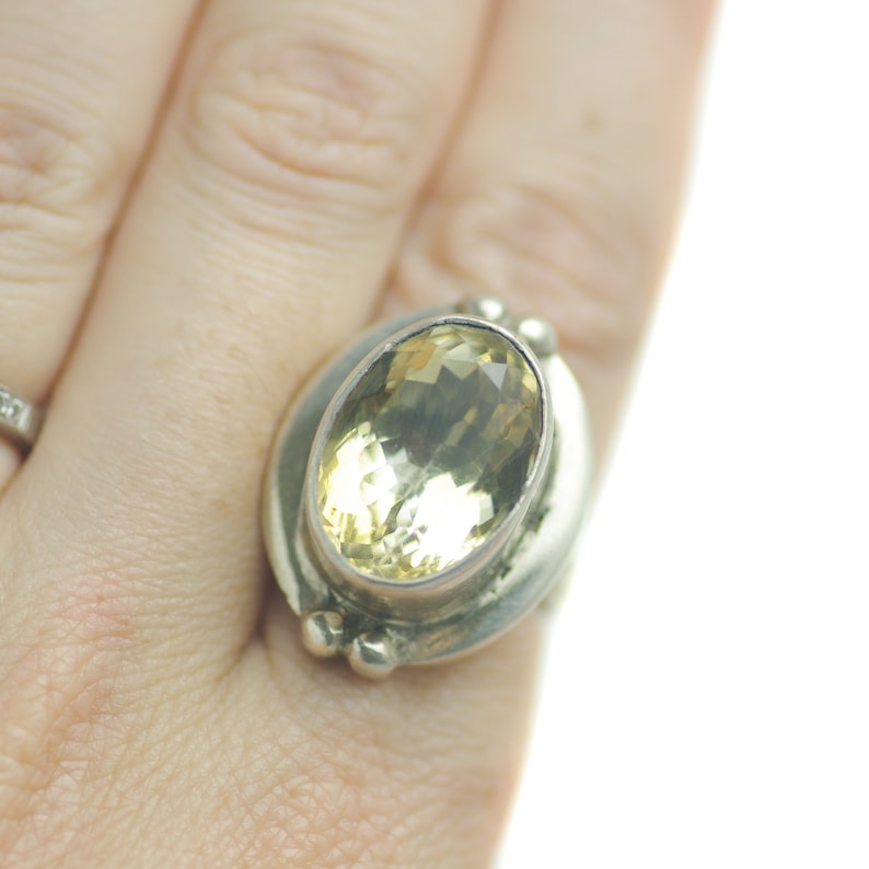 Vintage 1980s Large Yellow Light Oval Cut Citrine Quartz and Sterling Silver Chunky Heavy Statement Ring Size 7.75