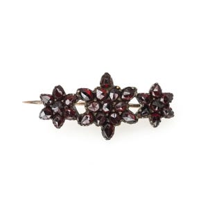 Antique 1880s Victorian Bohemian Garnet Brooch - Late Victorian Czech Garnet and Gilt Three Star Celestial Unisex Brooch - Red Gem Brooch