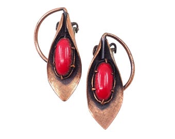 Vintage 1960s MATISSE Red Copper Leaf Mid-Century Modern Clip-On Earrings