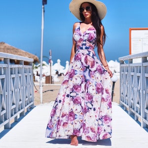 Floral Maxikleid mit offenem Rücken | Elegantes Satin Sommerkleid | Romantisches Gartenkleid | Fließendes Pfingstrosen Print Kleid | Handgefertigt