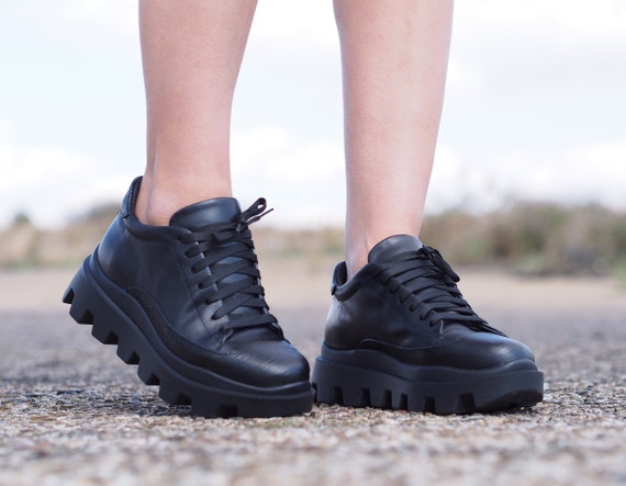 Madden Girl Bounce Platform Sneaker in Black
