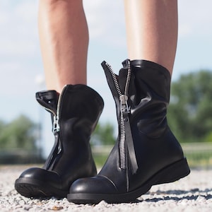 Women's Black Genuine Leather Boots,Leather Boots for women,Extravagant Leather Winter Boots,Women's Leather Ankle Boots,Women leather boots