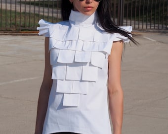 Women asymmetric shirt/women asymmetric top/extravagant asymmetric shirt/white asymmetric shirt/women sexy top