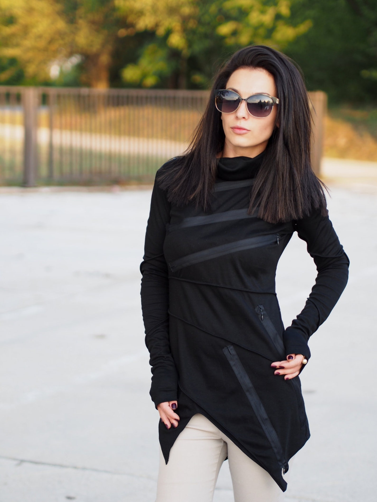 ASYMMETRIC BLOUSE BLACK