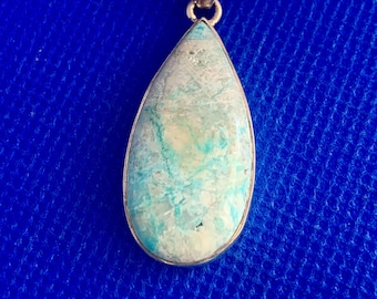 Turquoise Cornish rare Vintage  set in  sterling silver tear drop Natural polished gem