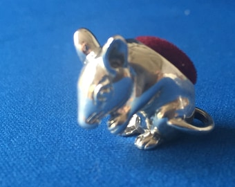 A Mouse Pin Cushion Victorian Style sterling silver .925