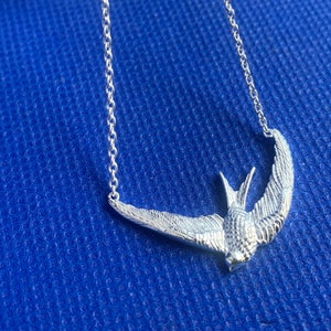 Sterling Silver Swallow Pendant Necklace: Detailed Flying Bird