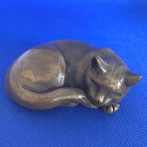 Cat Cold cast bronze figurine ...sleeping fine quality made in the U.K.