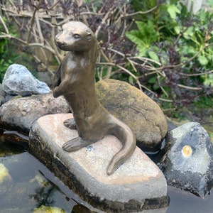 Otter figurine cold cast bronze standing fine quality