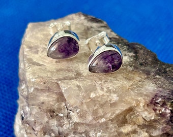 Blue John Tear Drop Stud Earrings, Sterling Silver, Derbyshire Mined Stone (1cm x 0.75cm) *8
