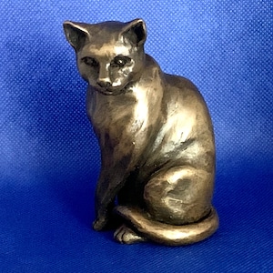 Cat Cold Cast Bronze sitting fine quality made in the U.K.