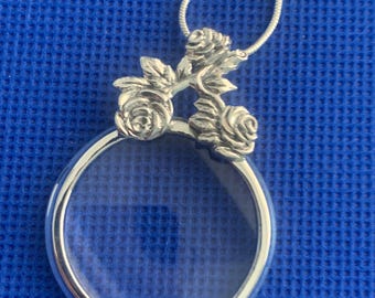 Magnifying glass Sterling silver flowers Victorian in Style