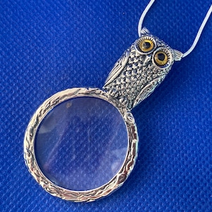 Magnifying glass Sterling silver Owl glass eyes Victorian in Style included 46cms snake chain