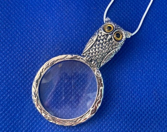 Magnifying glass Sterling silver Owl glass eyes Victorian in Style