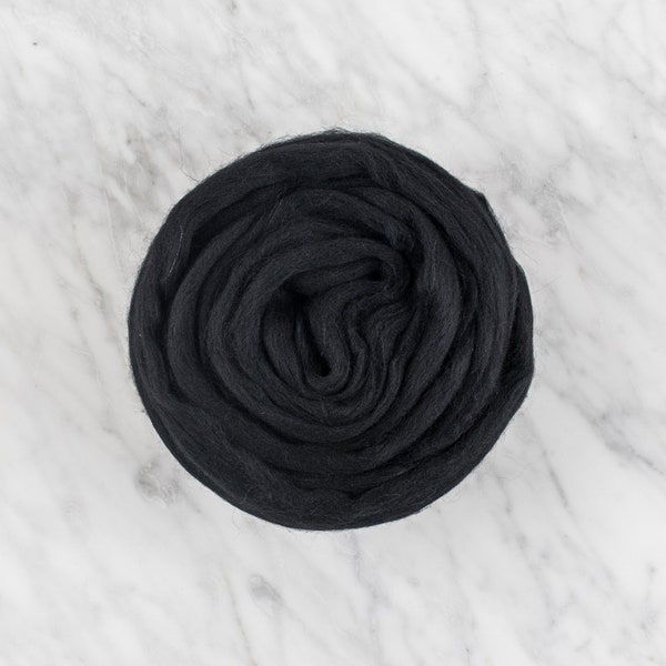 Organic Chunky Merino Wool Roving for Weaving/Spinning/Felting/Arm Knitting -  633 Charcoal Black