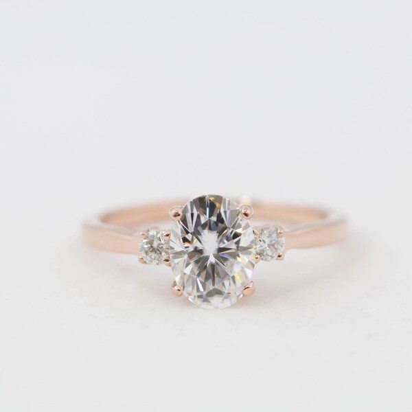 Oval Moissanite Engagement Ring // Oval Morganite Engagement Ring // Diamond Engagement Ring