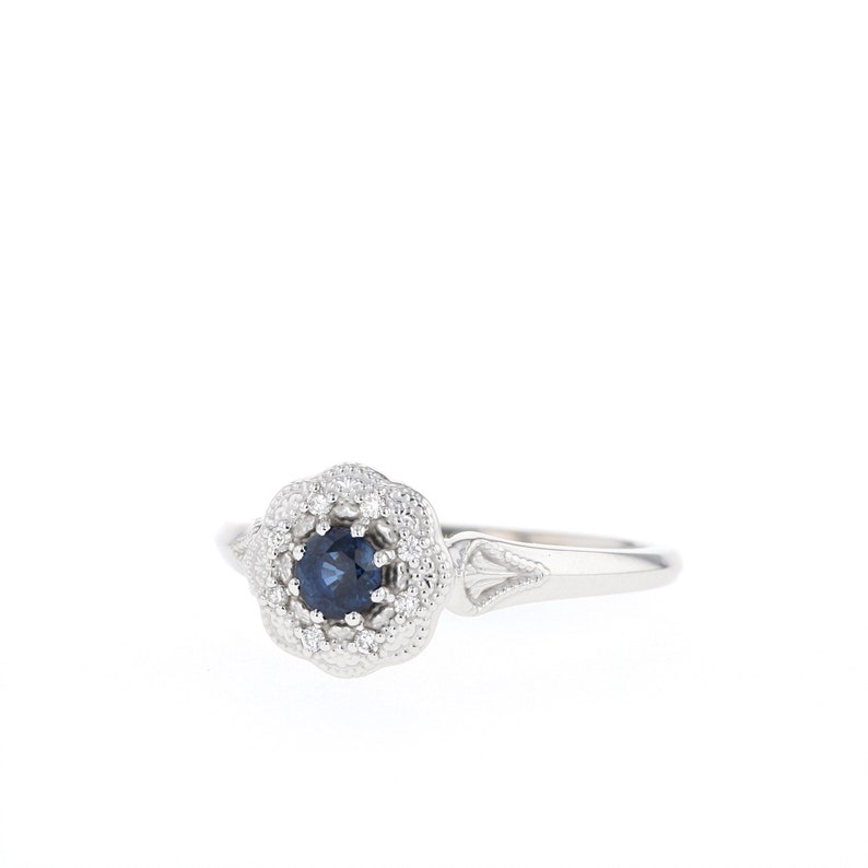 Round Blue Sapphire Engagement Ring // Diamond Halo Engagement | Etsy
