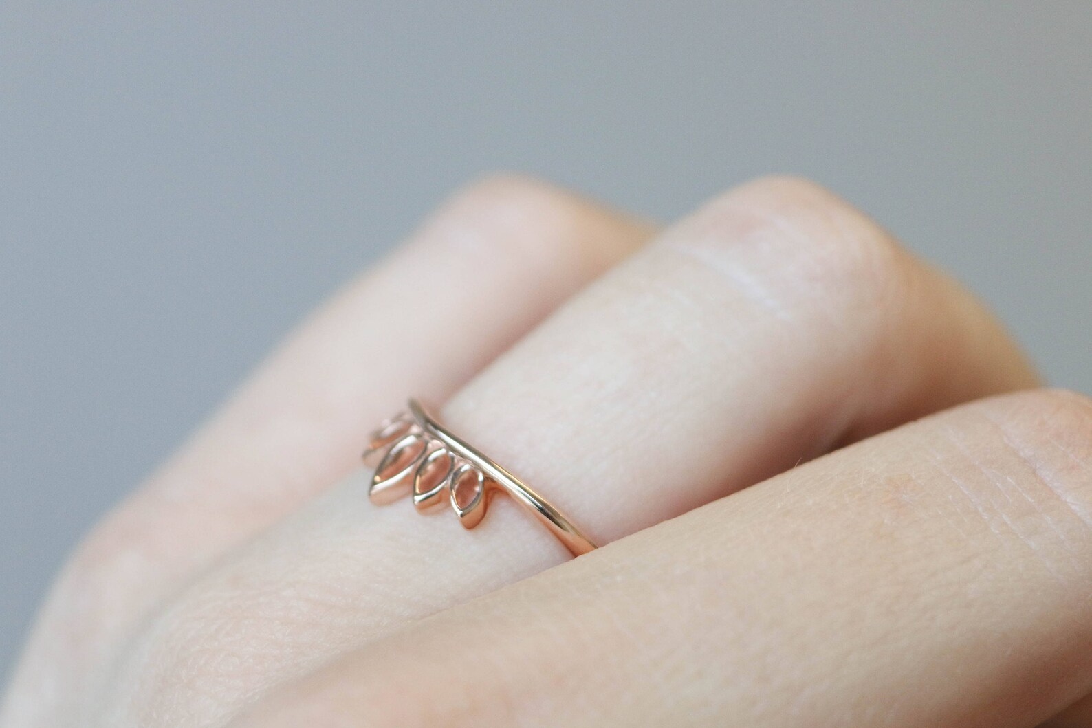Crown Marquise And Round Band