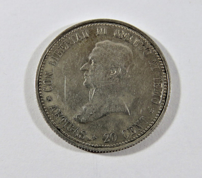 Uruguay 1920 So Silver 20 Centesimos Coin.