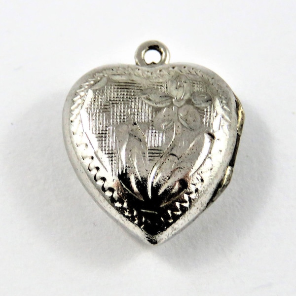 Mechanical Ladye Fayre Flower Pattern Heart Picture Locket Sterling Silver Charm of Pendant.