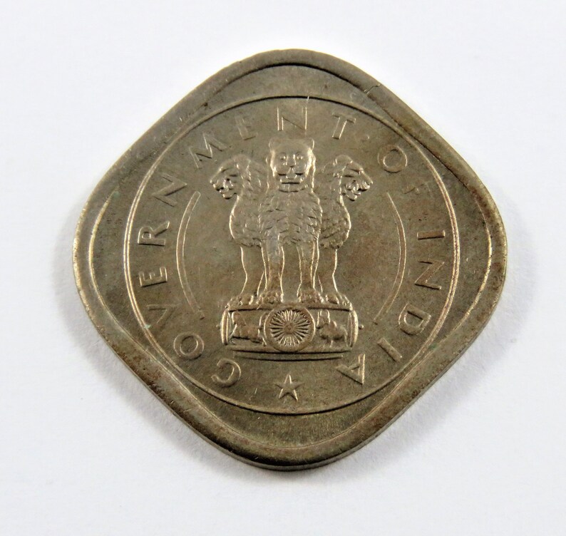 India-Republic 1954 b Two Annas Coin.