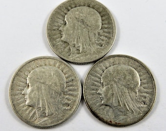 Group of (3) Poland Silver 2 Zlote Coins Dated 1932 1933 1934. Warsaw Mint.