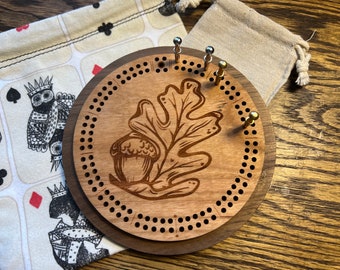 Oak Leaf and Acorn Laser Engraved Mini Circle Cribbage Board with Drawstring Bag | card games, crib board, game night, travel games