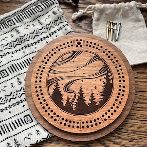 Northern Lights Laser Engraved Mini Circle Cribbage Board with Drawstring Bag | card games, crib board, game night, travel games