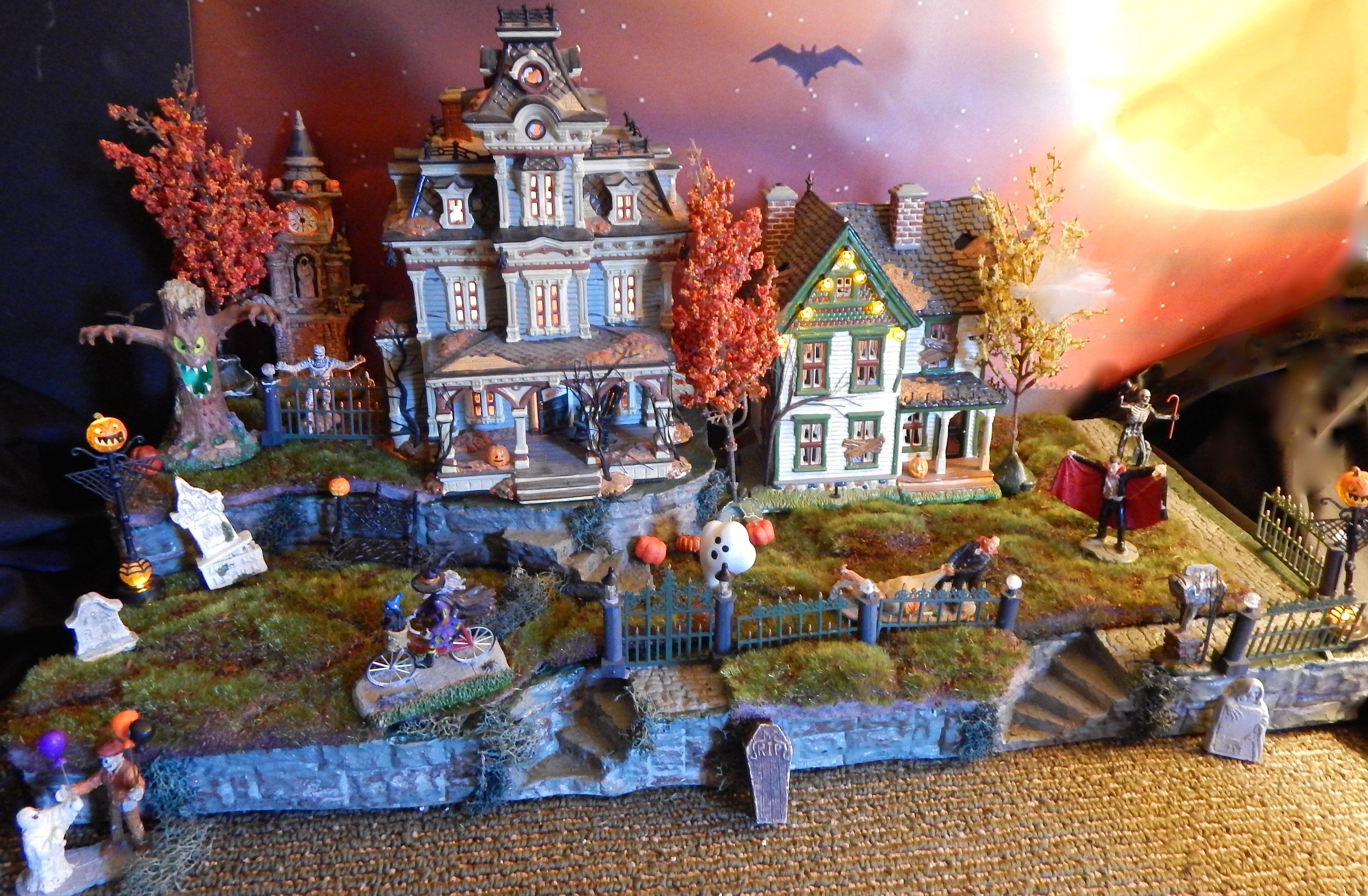 Moss Top HAlloWeen DISPLAY PLATFORM for Dept 56 VILLAGE base Etsy