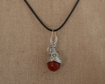 Les Tournicotas | Pendentif féerique | Agate rouge