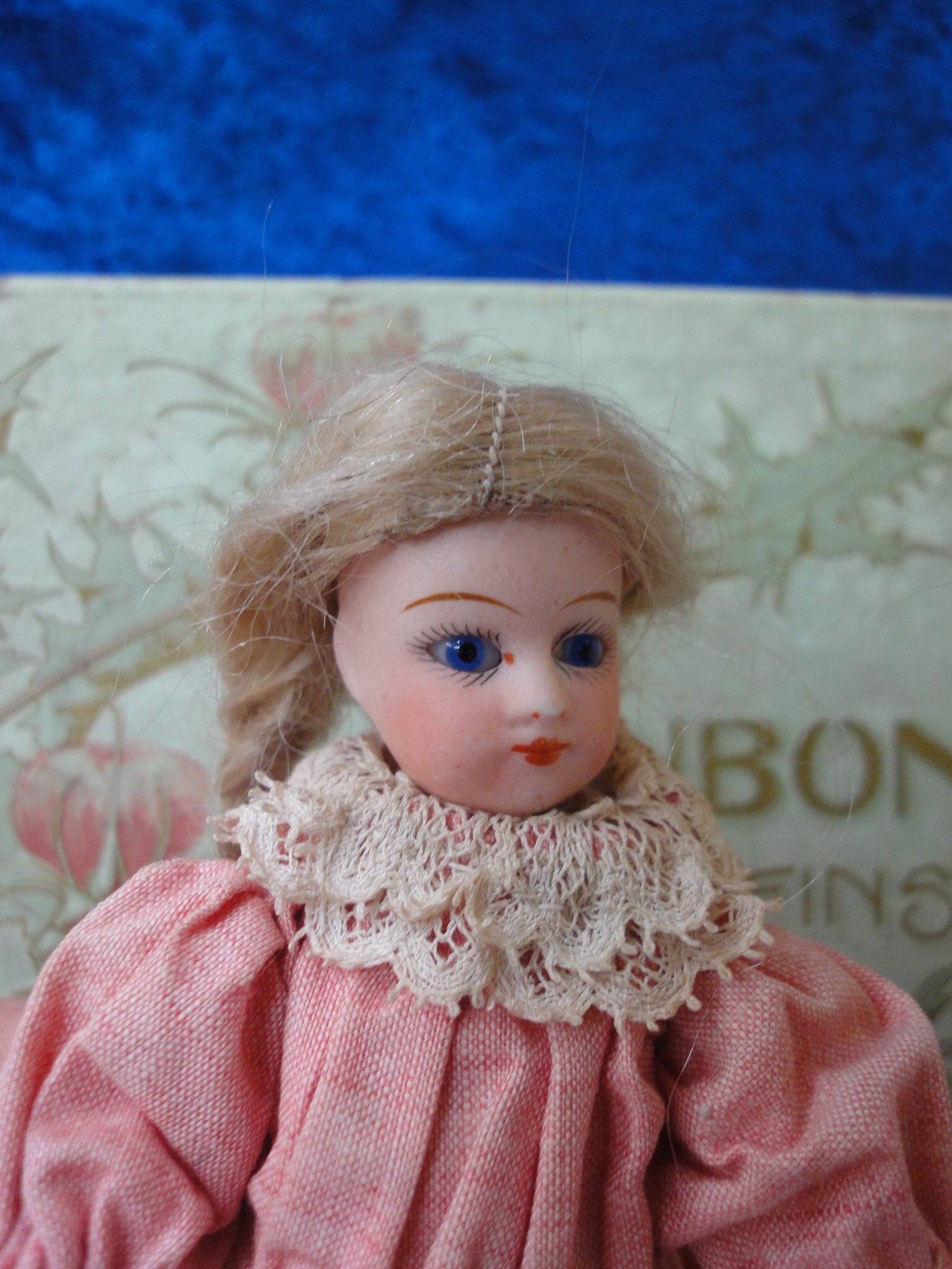 ANCIENNE POUPEE MINIATURE Mignonnette Poupée Artiste Pamela Philip ANCIENNE POUPEE MINIATURE Mignonnette Poupée Artiste Pamela Philip