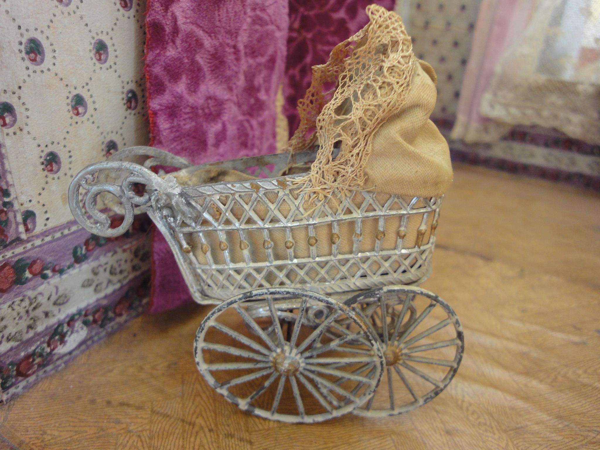 Antique victorian baby carriage - Etsy 日本