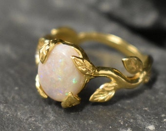 Gold Opal Ring, Opal Ring, Natural Opal, October Birthstone, Gold Branch Ring, Leaf Ring, Gold Vintage Ring, Fire Opal Ring, 18K Gold Ring