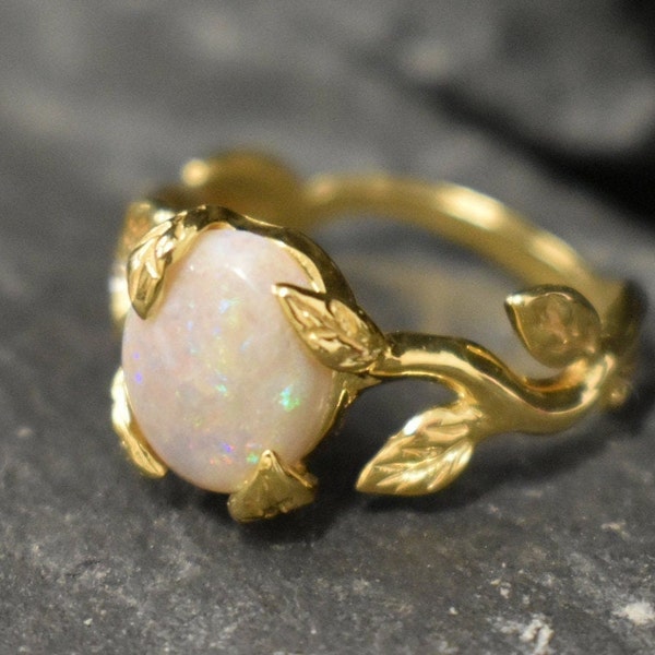 Gold Opal Ring, Opal Ring, Natural Opal, October Birthstone, Gold Branch Ring, Leaf Ring, Gold Vintage Ring, Fire Opal Ring, 18K Gold Ring