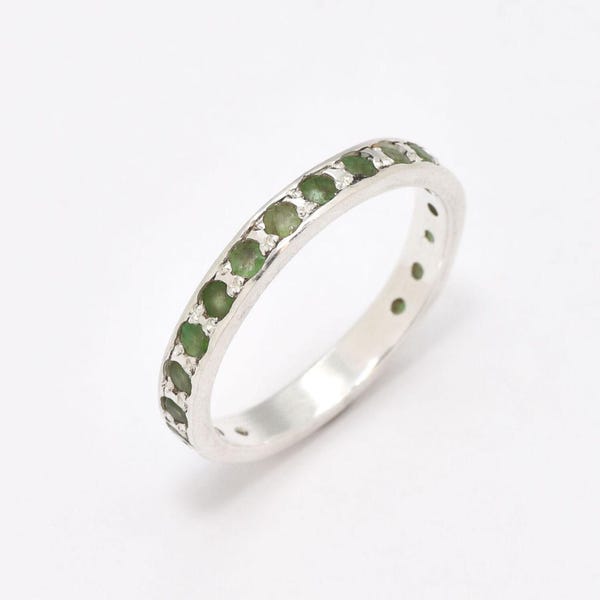 Smaragd Eternity Ring, natürlicher Smaragd, Smaragd Band, Mai Geburtsstein, May Band, echtes Smaragd Band, Vintage Band, Silber Band, Eternity Ring