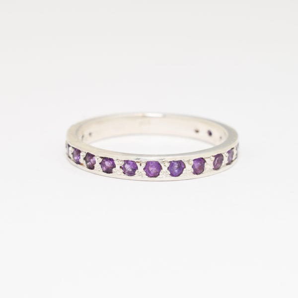 Amethyst Ring, natürlicher Amethyst, Februar Ring, volles Eternity Band, Amethyst Band, Februar Geburtsstein, Eternity Vintage Ring, Eternity Ring