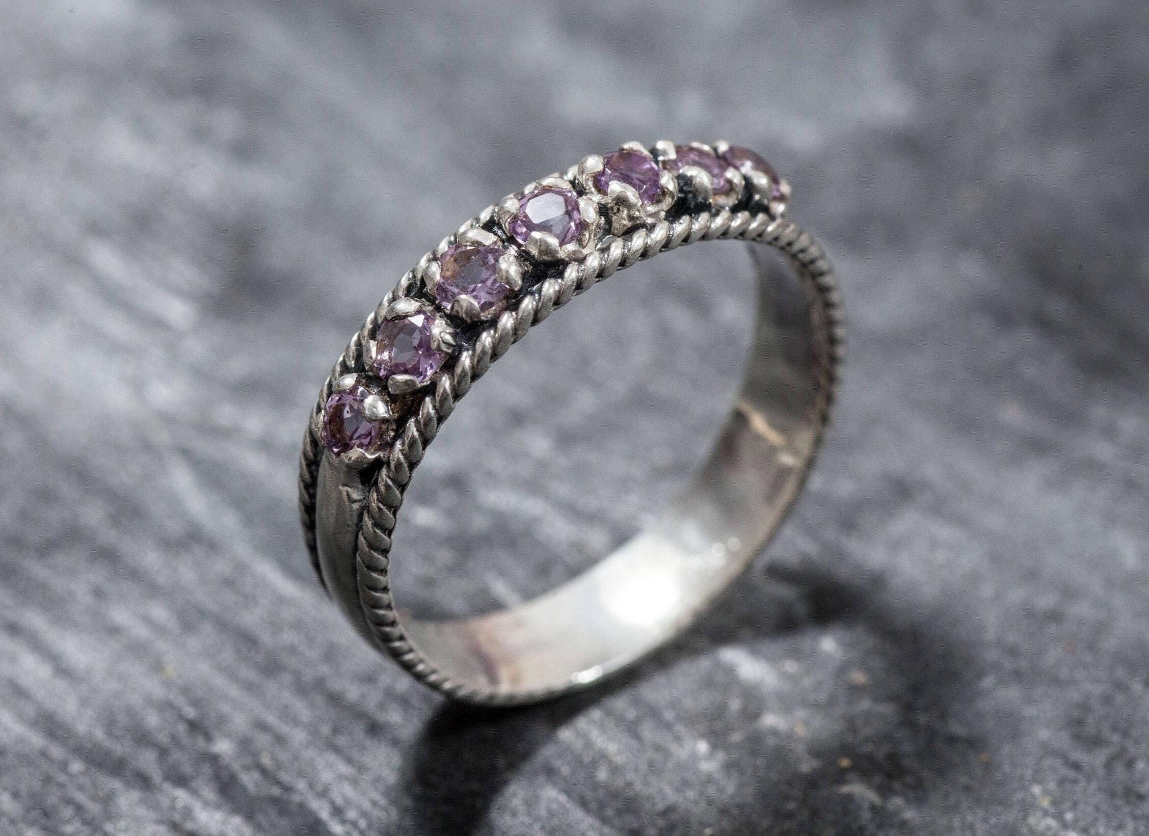 みーです アメジストバンド、天然アメジスト、ハーフエタニティリング、2月の