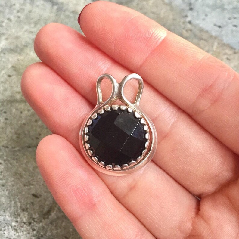 Onyx Pendant, Black Onyx Pendant, Goth Pendant, Natural Onyx, Round Pendant, Black Gemstone, Stone Pendant , Solid Silver, Silver Pendant