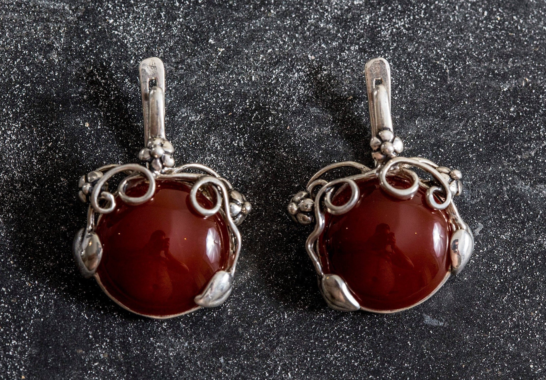 Red agate deals earrings