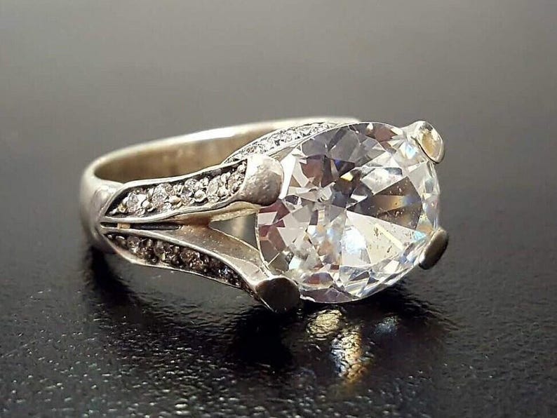 Anillo de diamantes, Diamante creado, Anillo horizontal, Anillo de diamantes vintage, Anillo blanco, Anillo vintage, Anillo de plata maciza, Anillo brillante, Diamante imagen 7