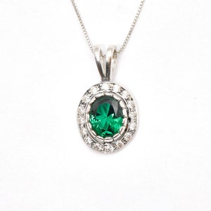 Emerald Pendant, Antique Pendant, Vintage Pendant, Antique Emerald Pendant, Silver Pendant, Sterling Silver Pendant, Green Vintage Pendant