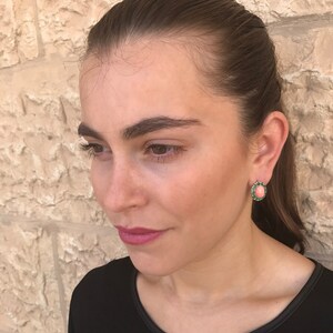 エメラルドイヤリング、天然エメラルド、コーラルイヤリング、天然コーラル、ヴィンテージエメラルド、オレンジコーラル、3月の誕生石、5月の誕生石、シルバー 画像 10